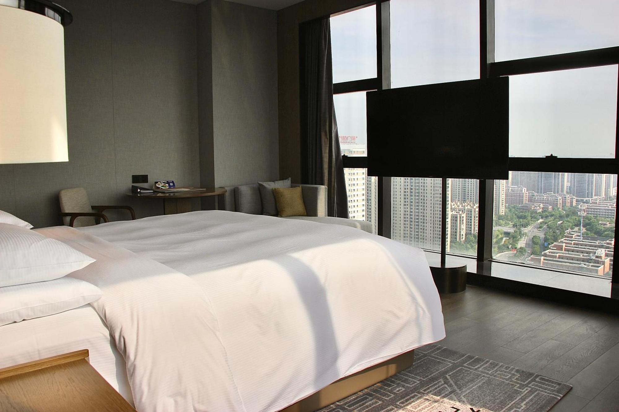 Hilton Jiaxing Hotel Bagian luar foto