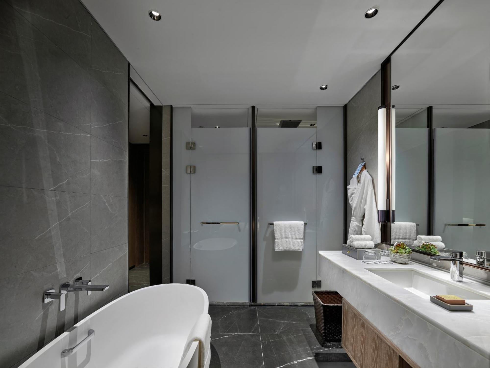 Hilton Jiaxing Hotel Bagian luar foto