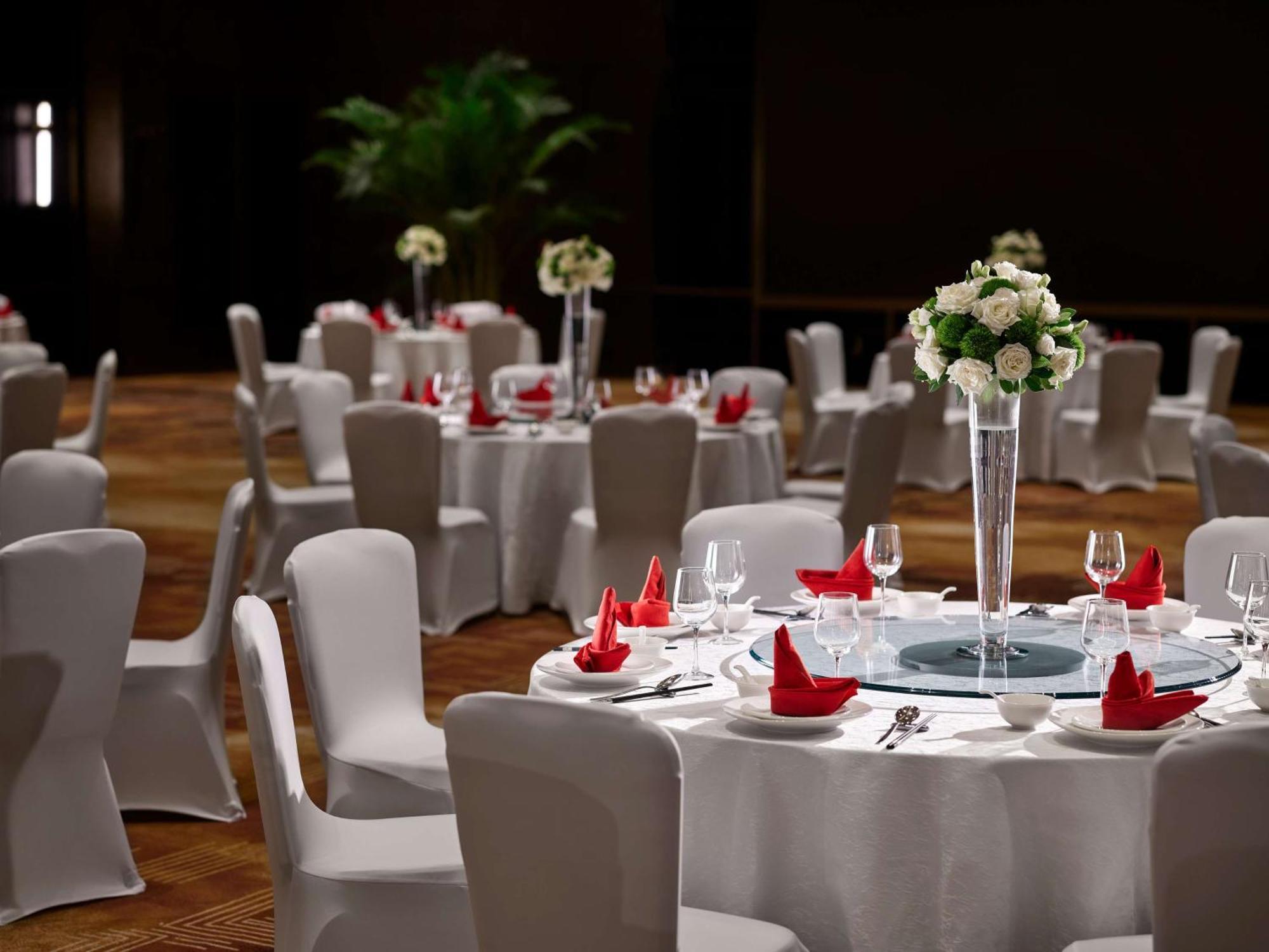 Hilton Jiaxing Hotel Bagian luar foto