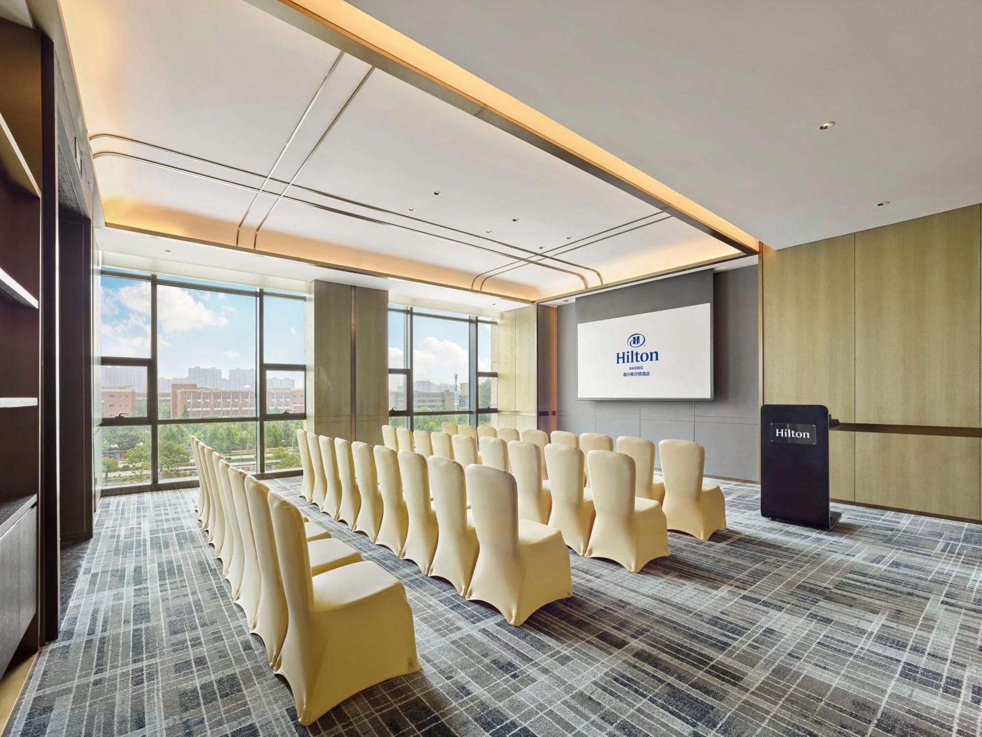 Hilton Jiaxing Hotel Bagian luar foto